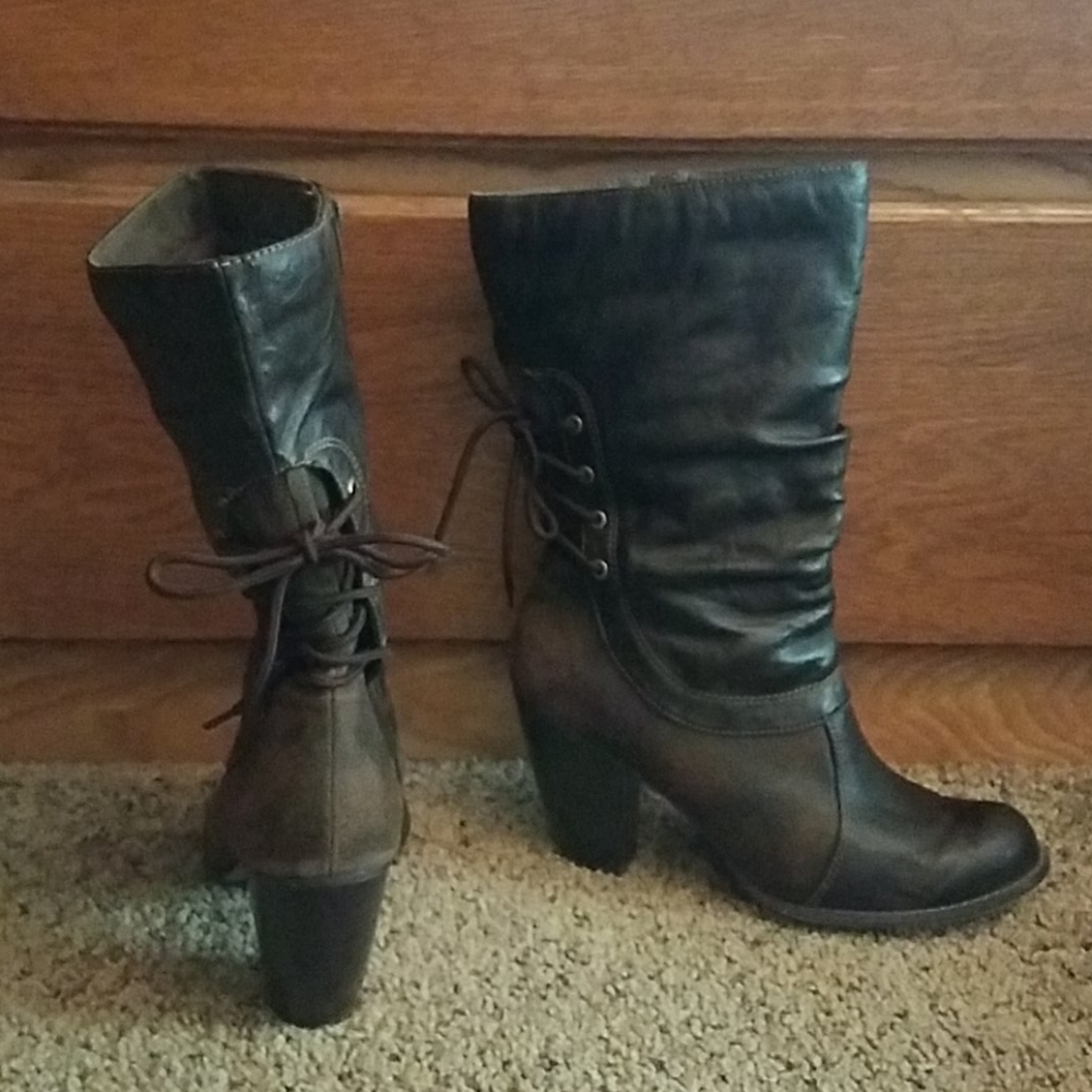 women's mid-calf boots